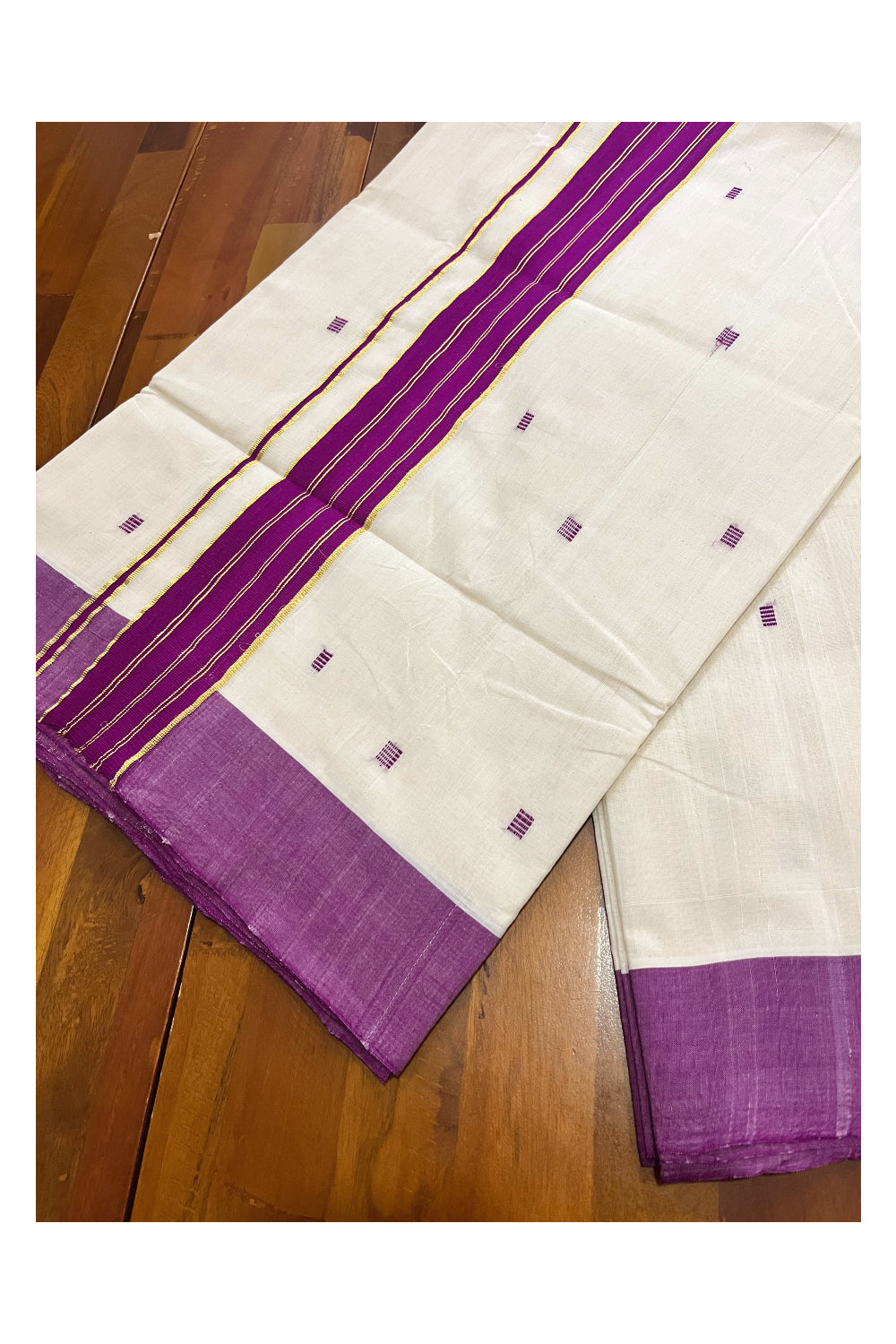 Southloom Premium Balaramapuram Unakkupaavu Handloom Cotton Butta Saree with Magenta and Kasavu Border