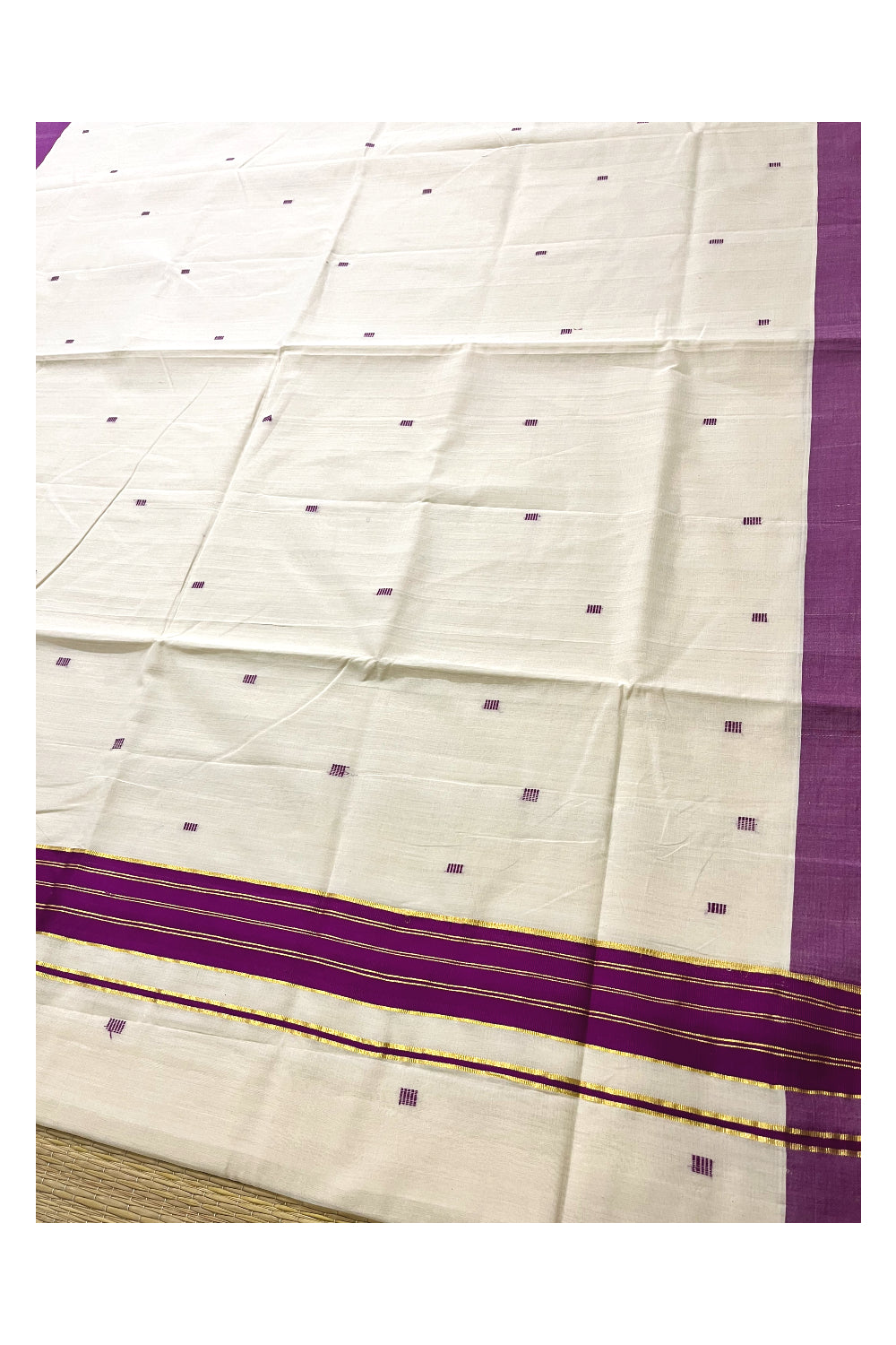 Southloom Premium Balaramapuram Unakkupaavu Handloom Cotton Butta Saree with Magenta and Kasavu Border