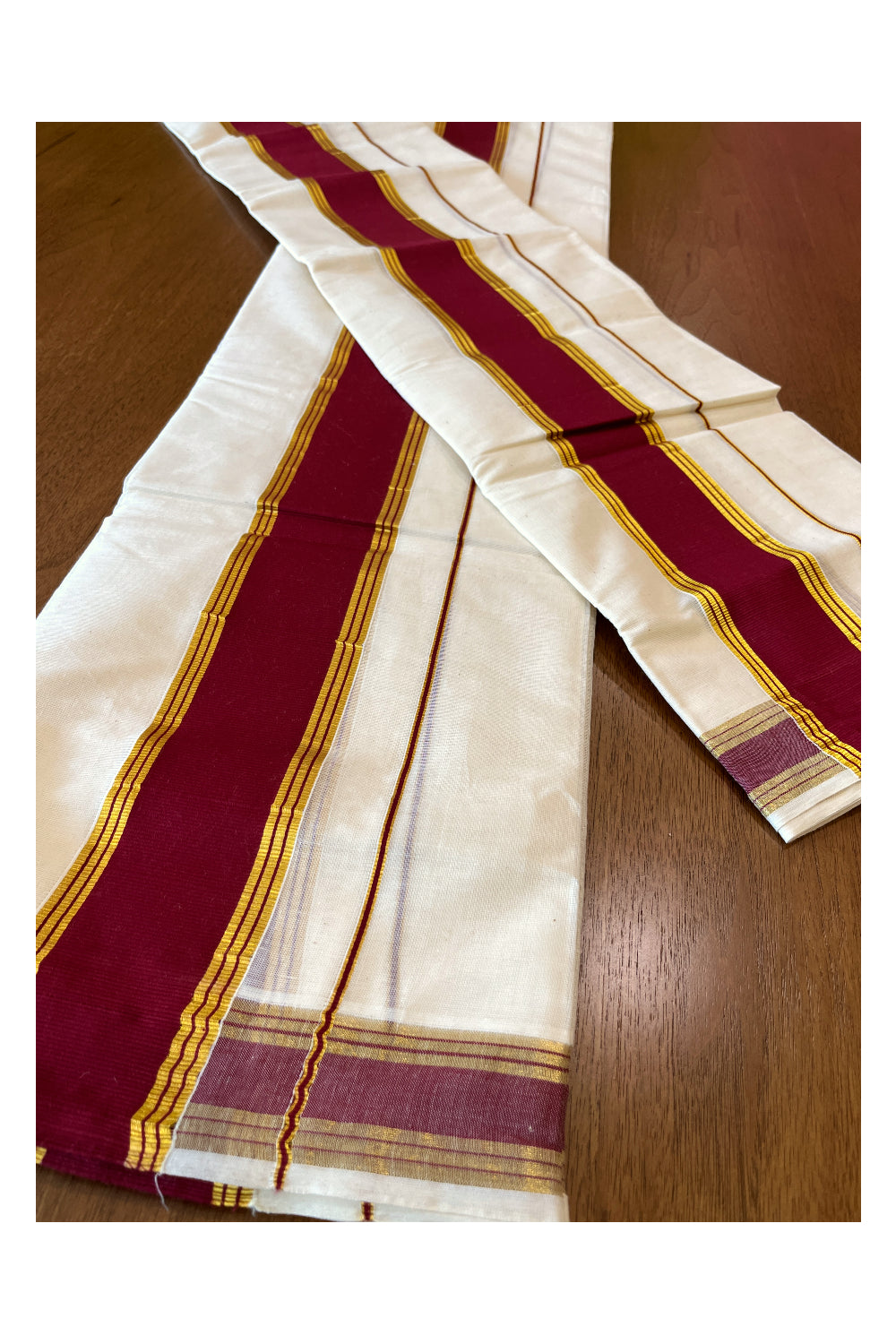 Kerala Cotton Single Set Mundu (Mundum Neriyathum) with Maroon and Kasavu Border 2.80 Mtrs