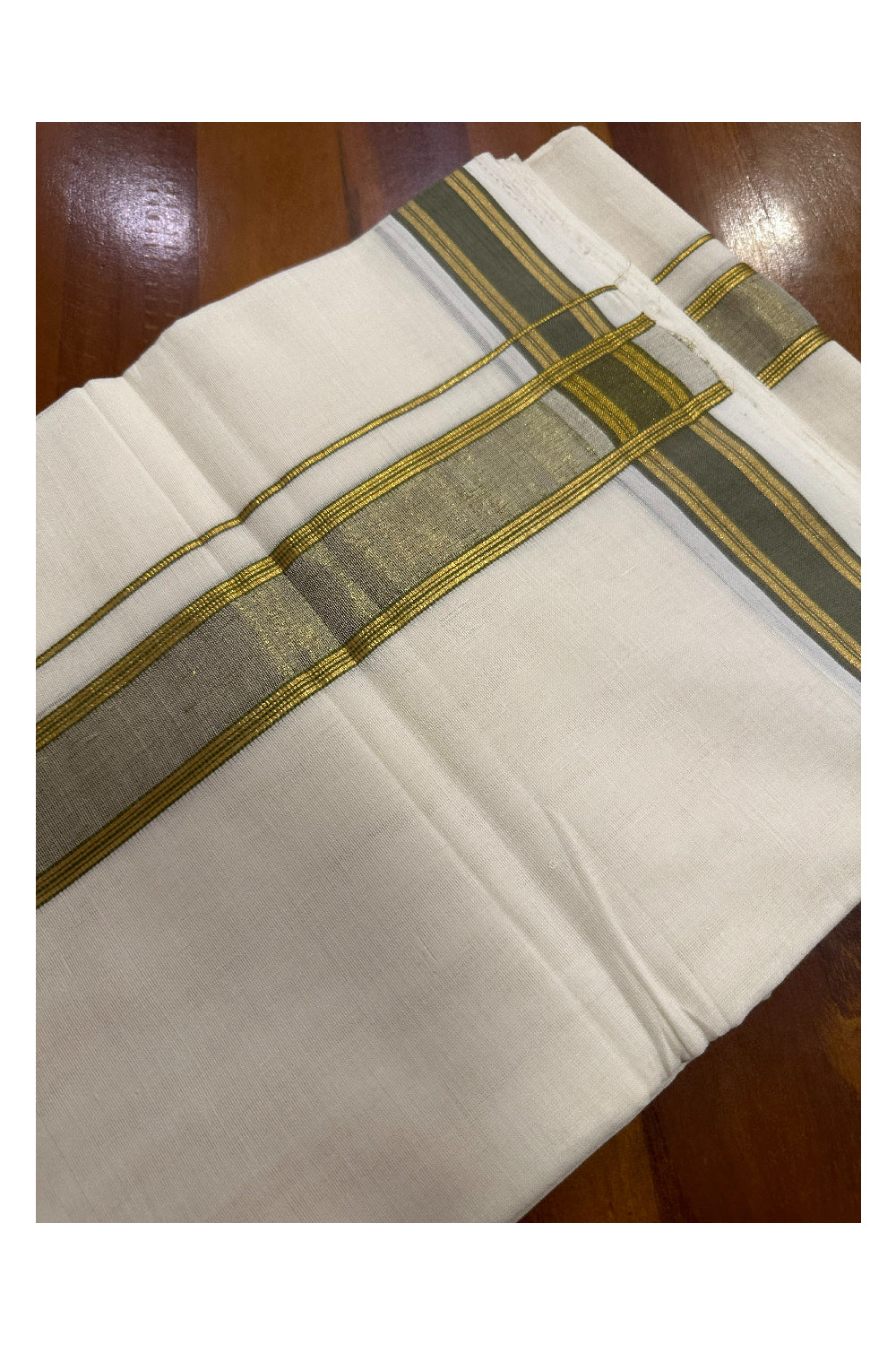 Southloom Premium Handloom Mundu with Green and Kasavu Kara (Onam Mundu 2023)