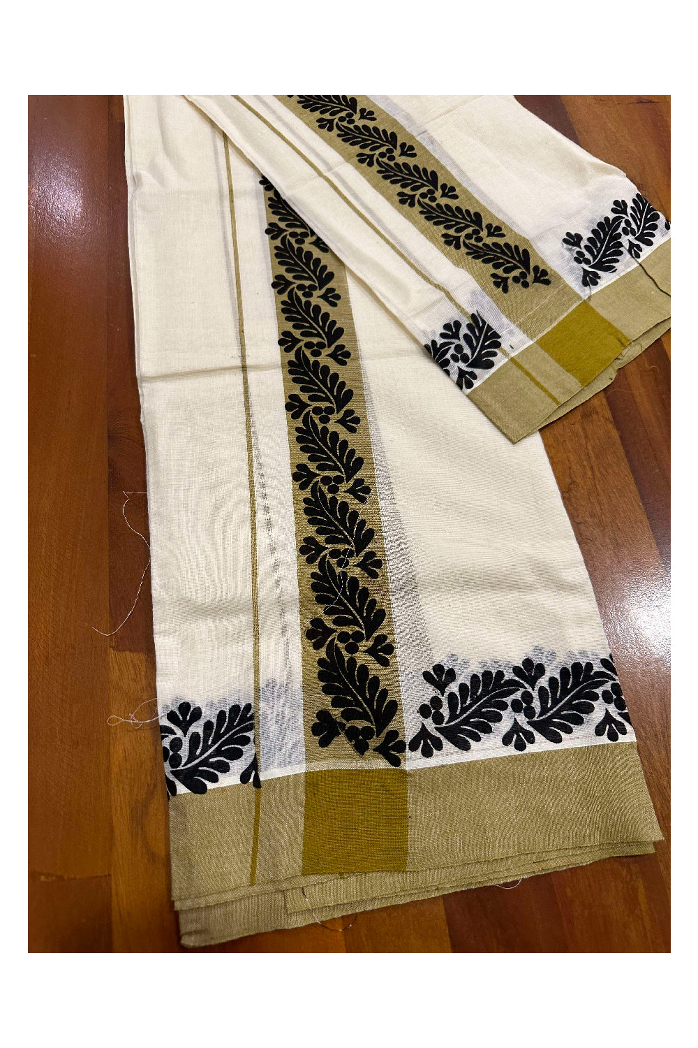 Kerala Cotton Single Set Mundu (Mundum Neriyathum) with Block Prints on Green Border (Onam set Mundu 2023)