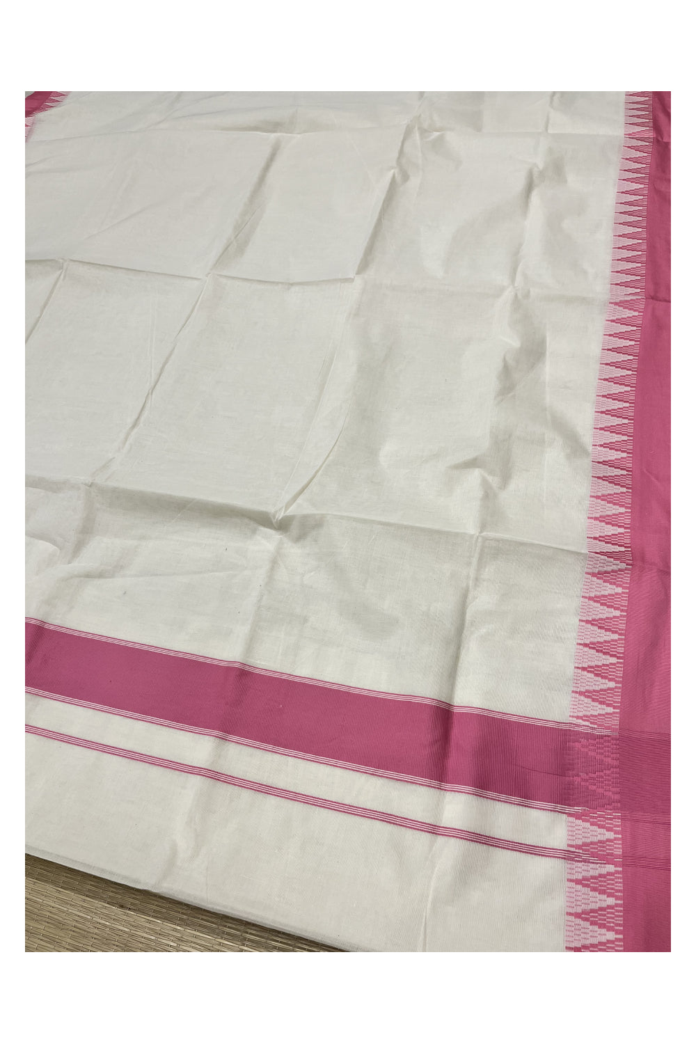 Pure Cotton Kerala Plain Saree with Pink Temple Border