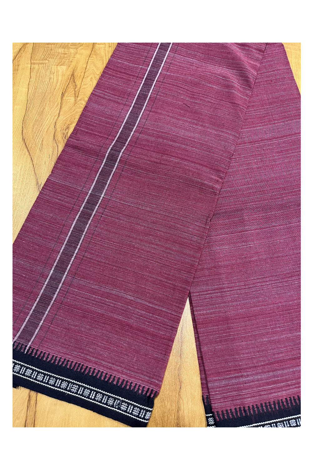 Southloom Maroon Single Mundu / Otta Mundu / Lungi (South Indian Kerala Dhoti)