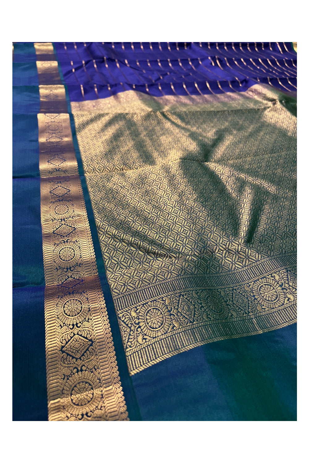 Southloom Pure Handloom Bridal Kanchipuram Silk Saree with Korvai Work