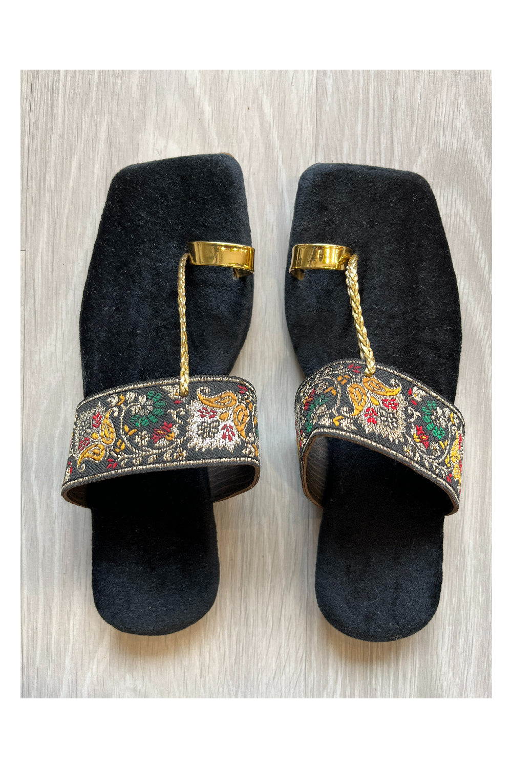 Southloom Jaipur Handmade Embroidered Black Sandals