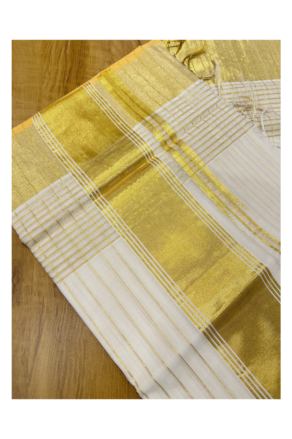 Southloom™ Handloom Kasavu Saree with Kasavu Lines Across Body