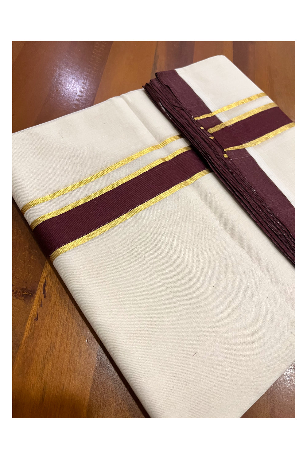 Premium Balaramapuram Unakkupaavu Handloom 10 Muzham Mundu with Kasavu and Brown Border (South Indian Kerala Dhoti)