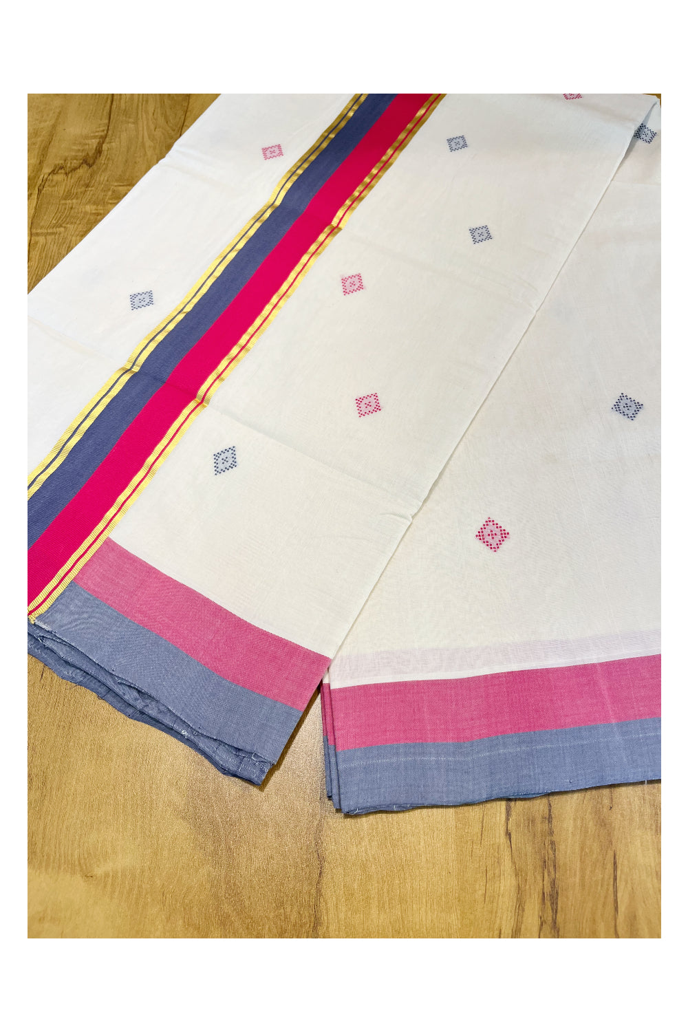 Southloom Premium Balaramapuram Unakkupaavu Handloom Cotton Butta Saree with Grey,Pink and Kasavu Border