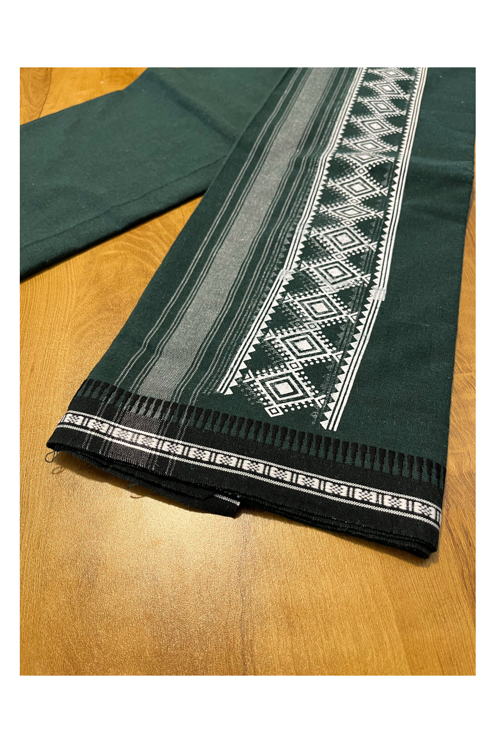 Southloom Green Printed  Single Mundu / Otta Mundu / Lungi (South Indian Kerala Dhoti)