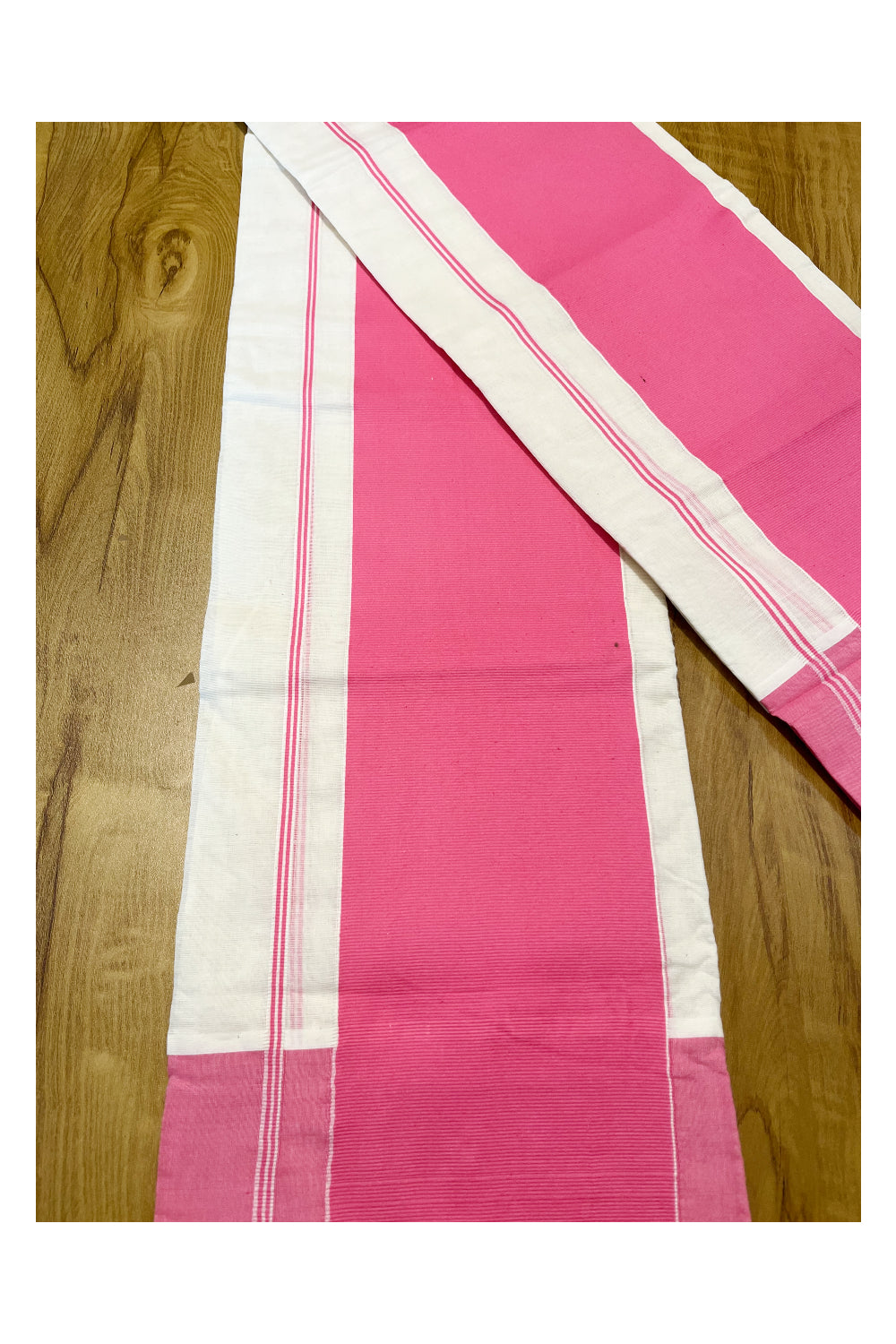 Kerala Pure Cotton Single Set Mundu (Mundum Neriyathum) with 5 inch Pink Border And Blouse Piece (2.80 Mtrs)