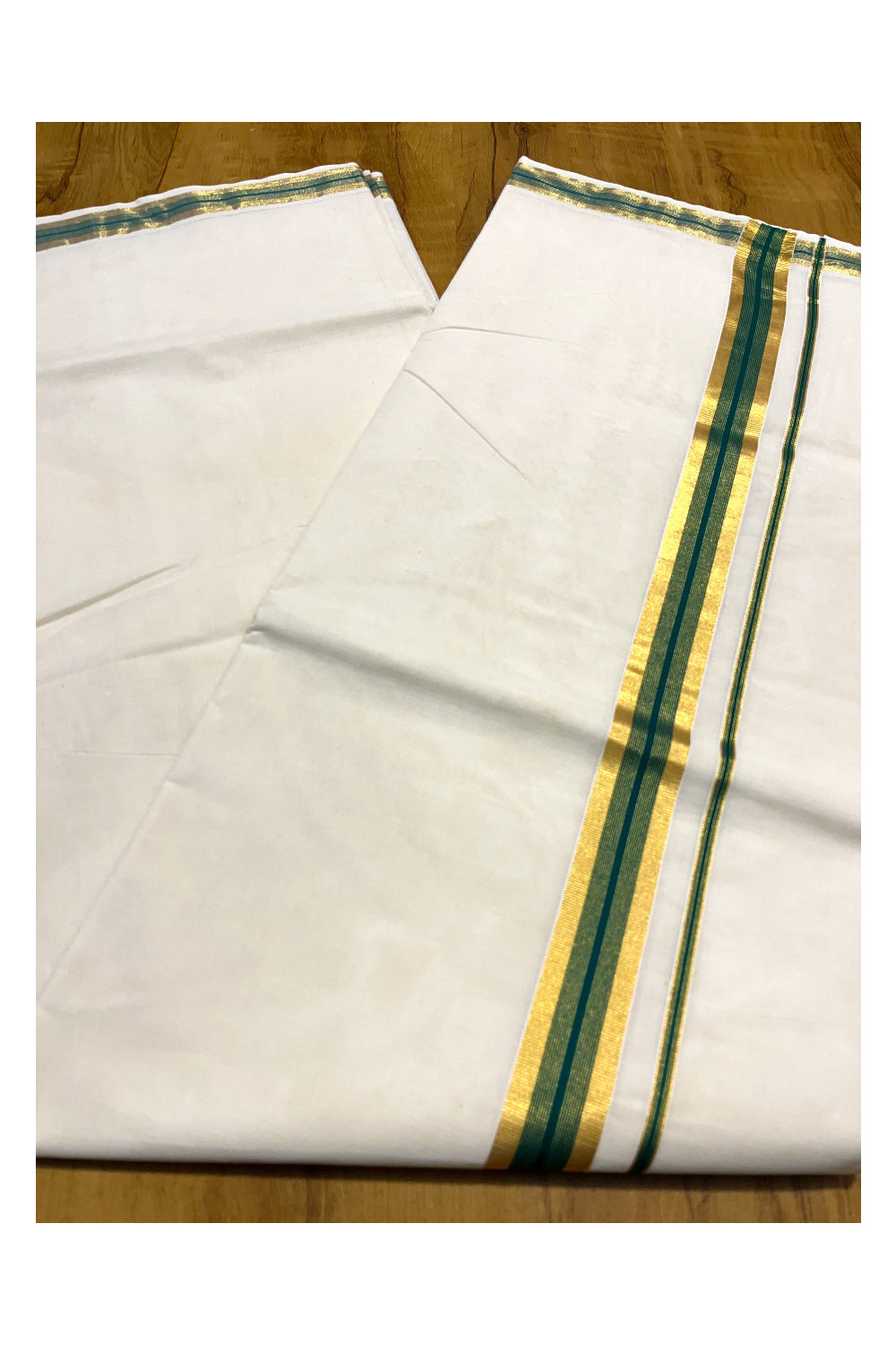 Kerala Pure Cotton Plain Saree with Kasavu and Green Border