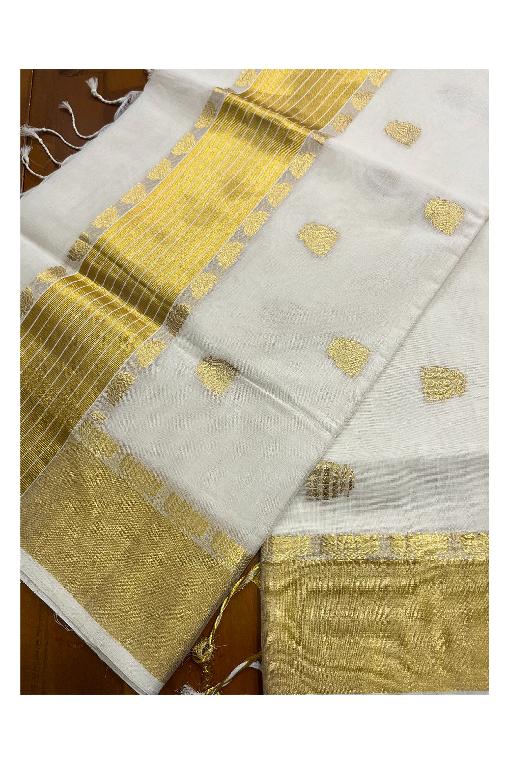 Southloom Premium Handloom Cotton Saree with Lotus Woven Designs across Body