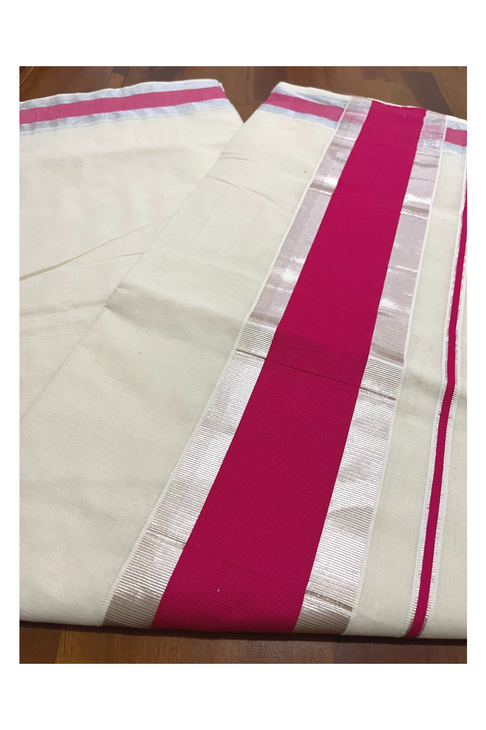 Pure Cotton Kerala Saree with Bright Magenta and Silver Kasavu Border (Onam 2023 Saree)