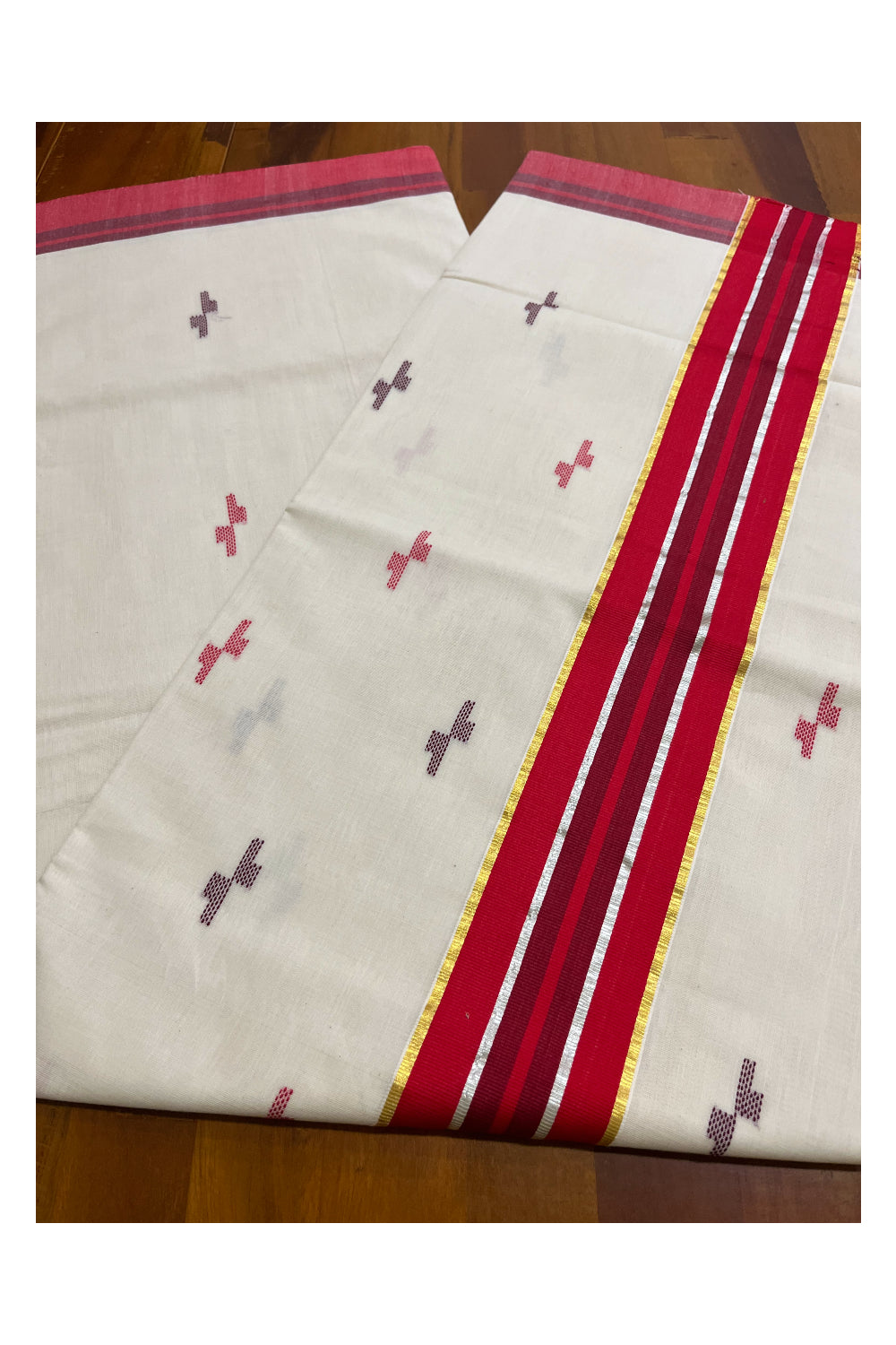 Southloom Premium Balaramapuram Unakkupaavu Handloom Cotton Butta Saree with Red and Kasavu Border