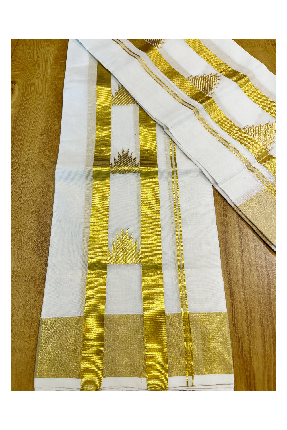 Southloom Handloom Premium Cotton Kasavu Set Mundu With Temple Woven Patterns On Border (Mundum Neriyathum) 2.80 Mtrs