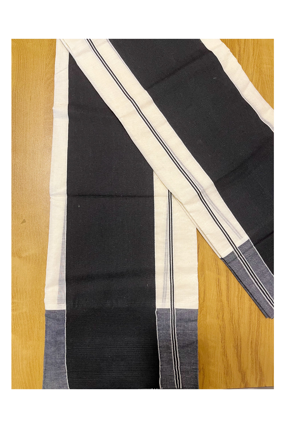 Kerala Pure Cotton Single Set Mundu (Mundum Neriyathum) with 5 inch Black Border 2.80 Mtrs