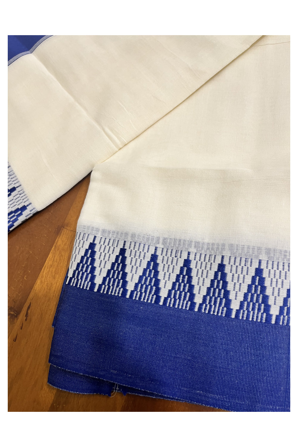 Pure Cotton Kerala Plain Saree with Blue Temple Border