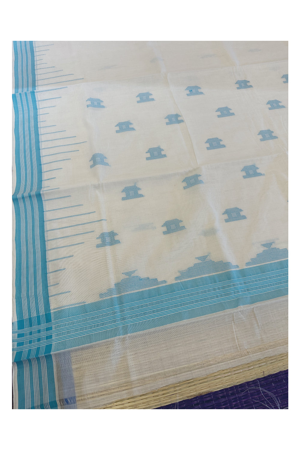 Southloom Kuthampully Handloom Onam 2023 Saree with Blue Border and Butta Works