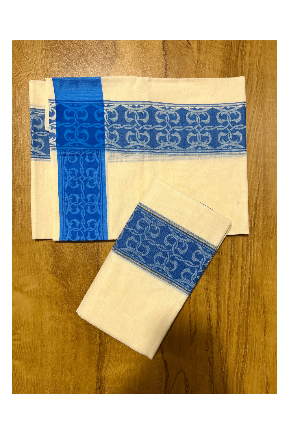 Kerala Cotton Single Set Mundu (Mundum Neriyathum) with Blue Block print and Kasav Line Border 2.80Mtrs