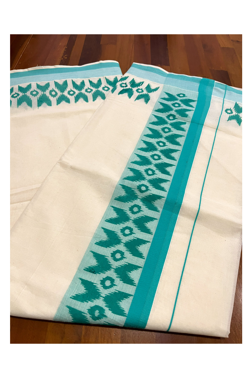 Pure Cotton Kerala Saree with Turquoise Block Printed Border