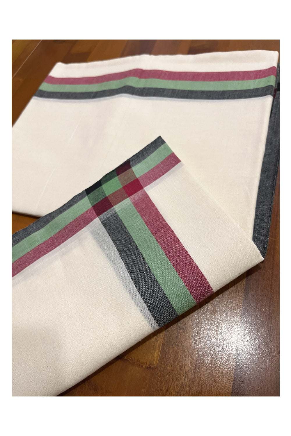 Kerala Cotton Mulloth Single Set Mundu (Mundum Neriyathum) with Maroon Green and Black Border (Extra Soft Cotton) 2.75 Mtrs