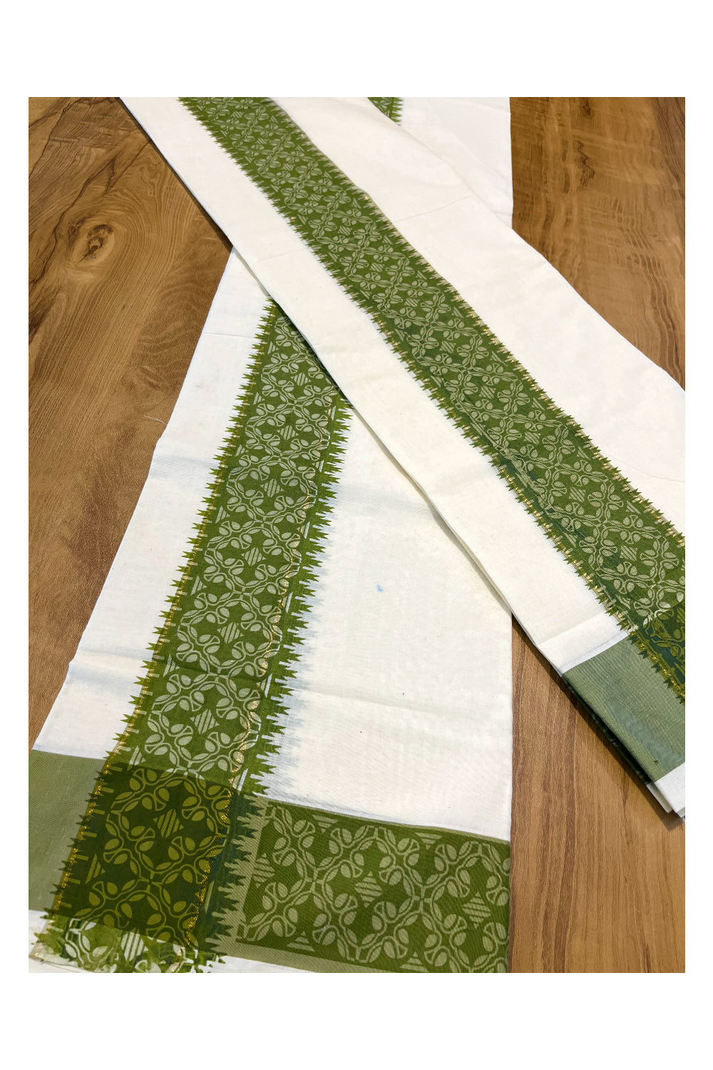 Kerala Cotton Single Set Mundu (Mundum Neriyathum) with Green Block printed Border 2.80 mtr