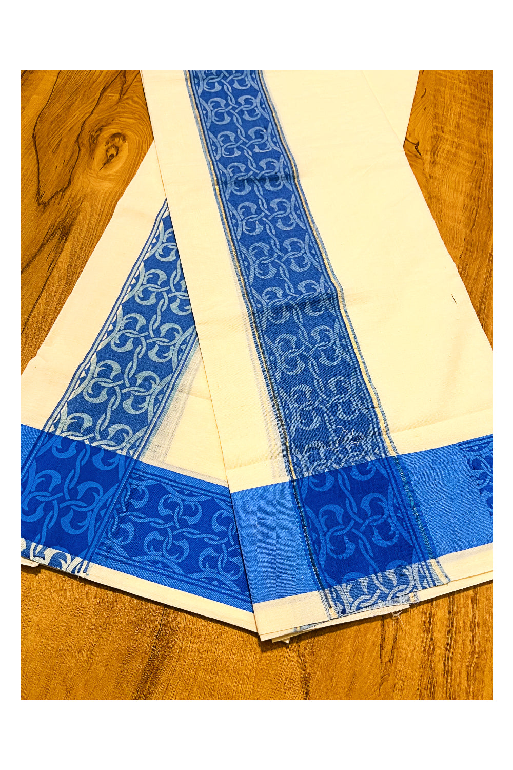 Kerala Cotton Single Set Mundu (Mundum Neriyathum) with Blue Block print and Kasav Line Border 2.80Mtrs