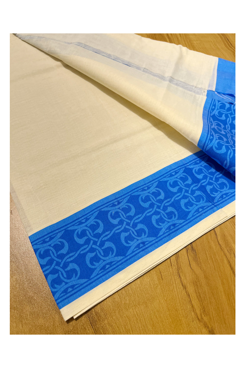 Kerala Cotton Single Set Mundu (Mundum Neriyathum) with Blue Block print and Kasav Line Border 2.80Mtrs