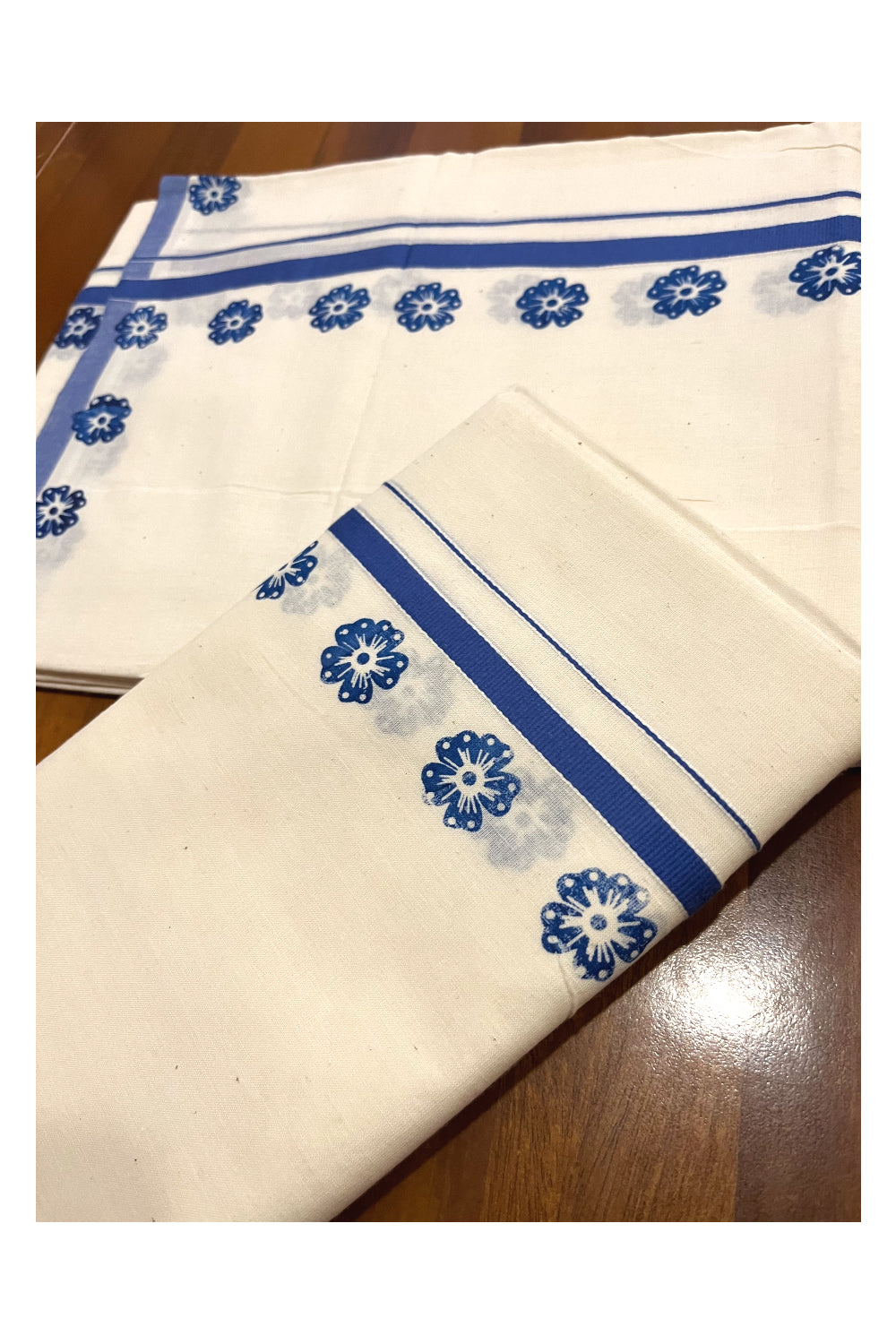 Kerala Cotton Mundum Neriyathum Single (Set Mundu) with Blue Floral Block Prints on Border