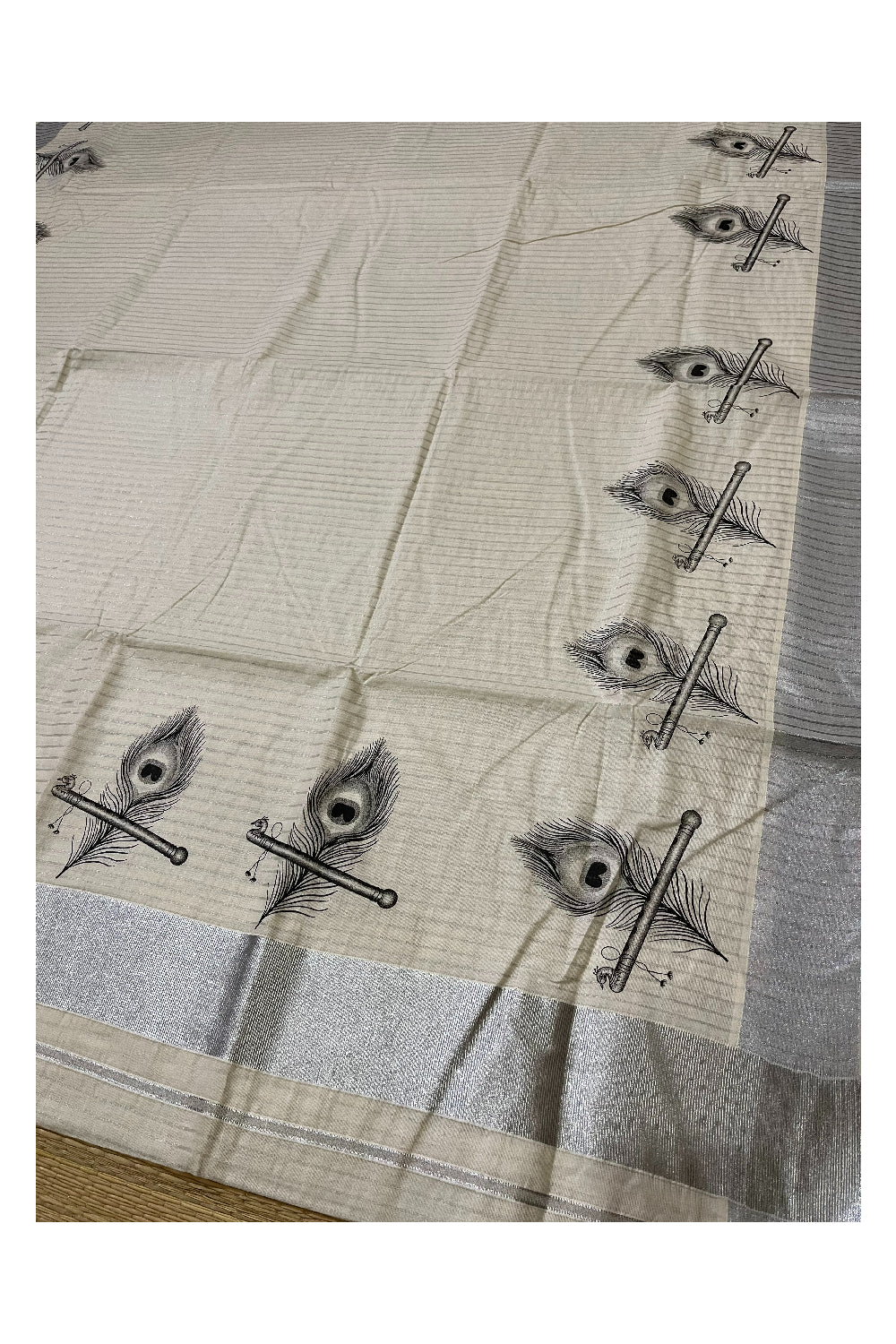 Pure Cotton Kerala Silver Kasavu Lines Design Saree with Feather Mural Prints (Onam Saree 2023)