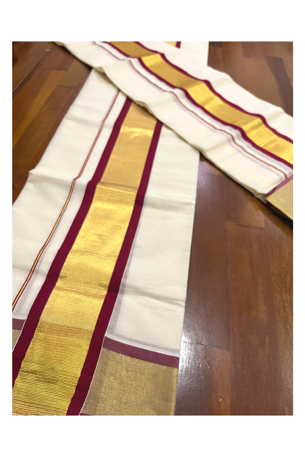 Pure Cotton Kerala Onam 2023 Set Mundu (Mundum Neriyathum) Single with Maroon and Kasavu Border 2.80 Mtrs