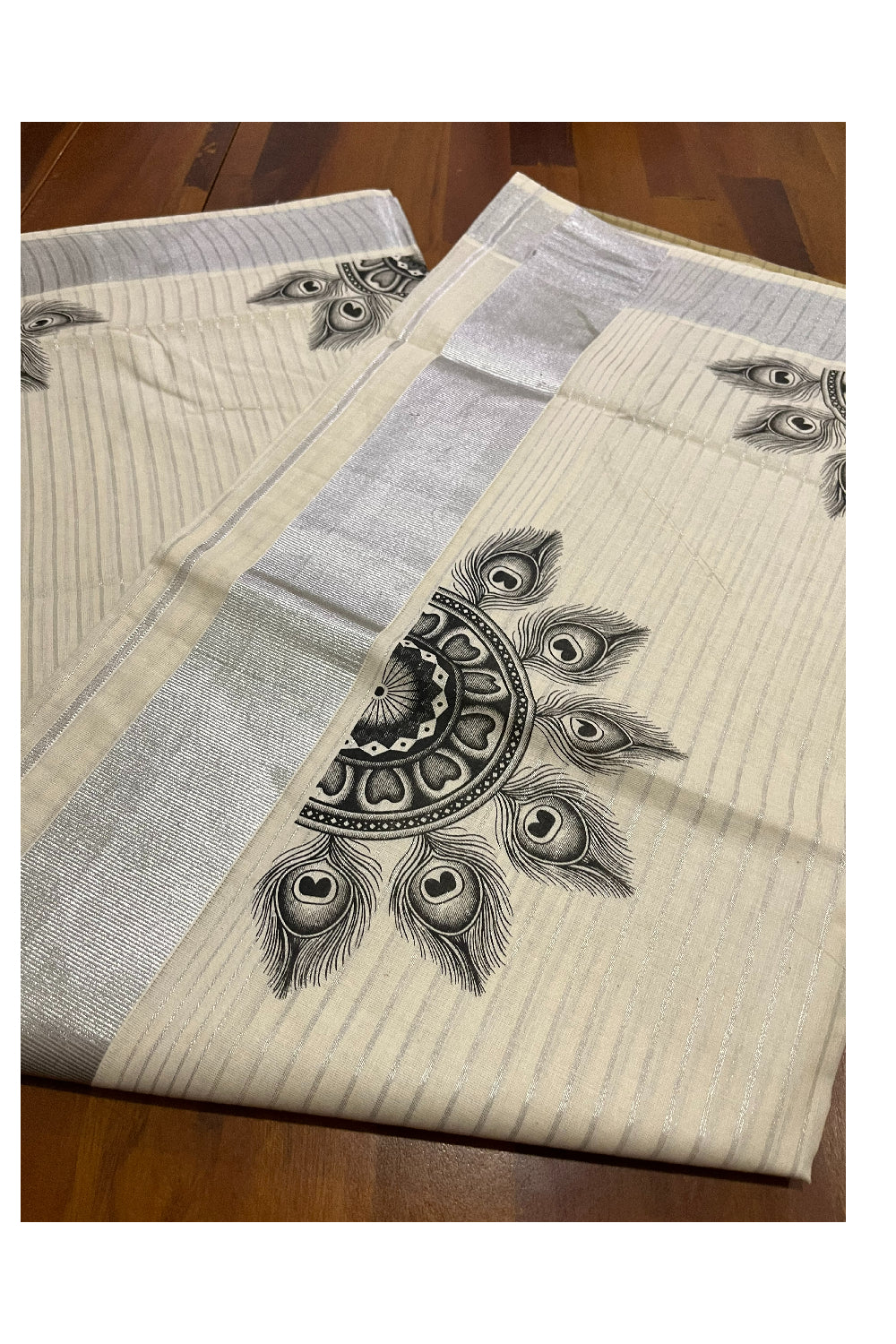 Pure Cotton Kerala Silver Kasavu Lines Design Saree with Semi Circle Feather Mural Prints (Onam Saree 2023)