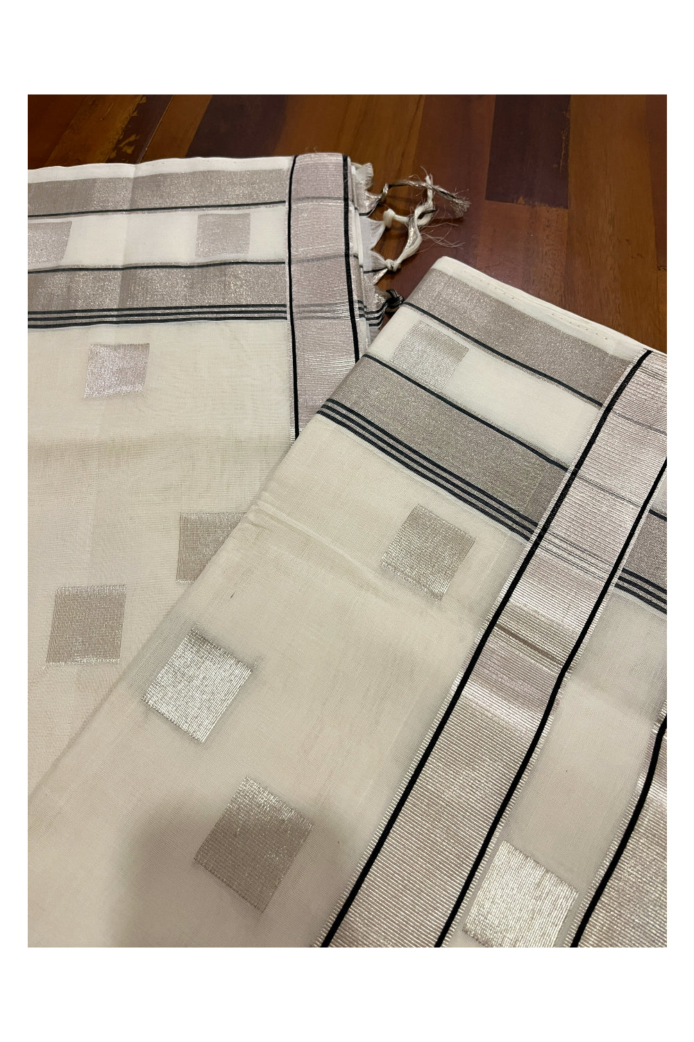 Southloom Premium Handloom Cotton Saree with Silver Kasavu Woven Works on Body