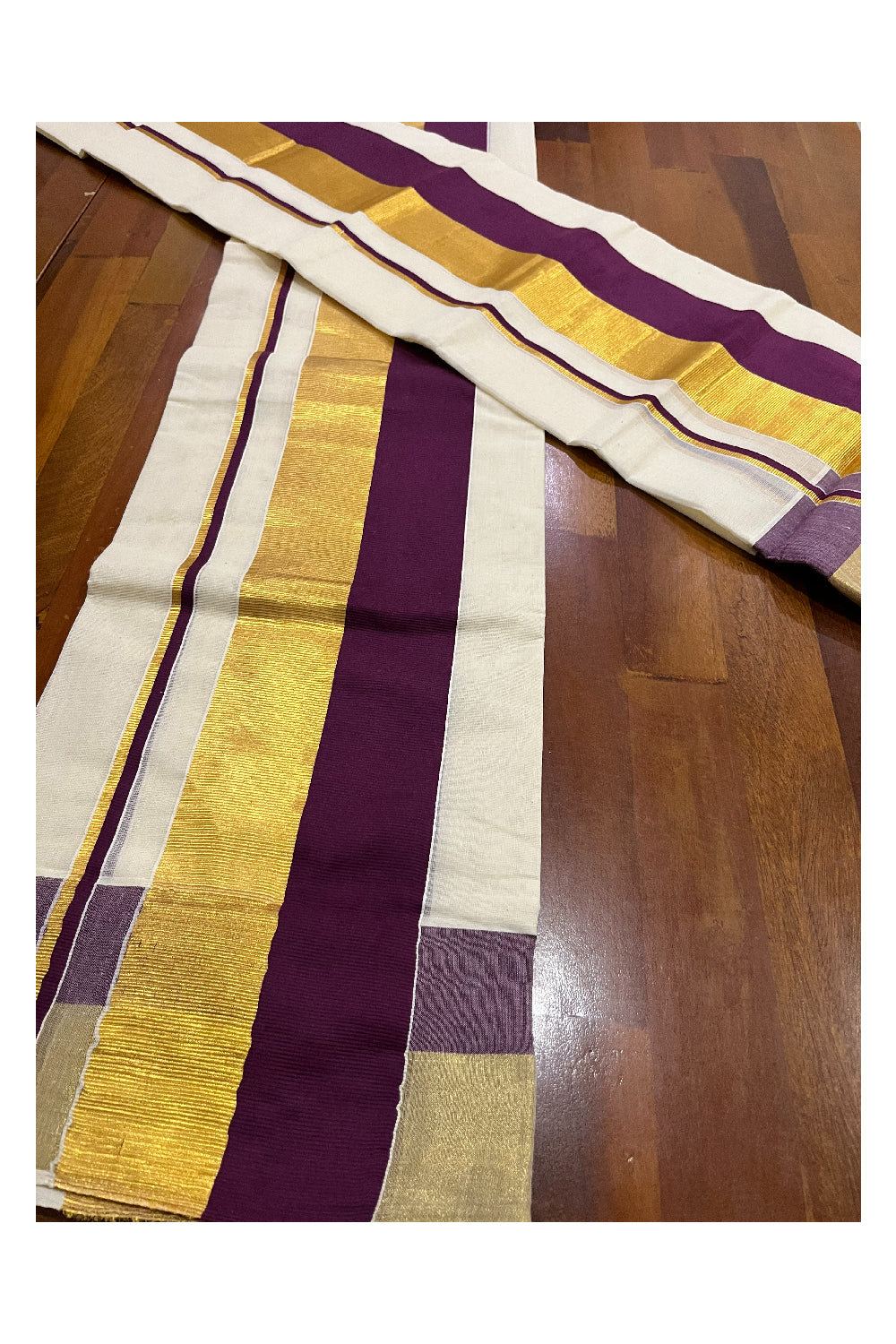 Pure Cotton Kerala Onam 2023 Set Mundu (Mundum Neriyathum) Single with Purple and Kasavu Border 2.80 Mtrs