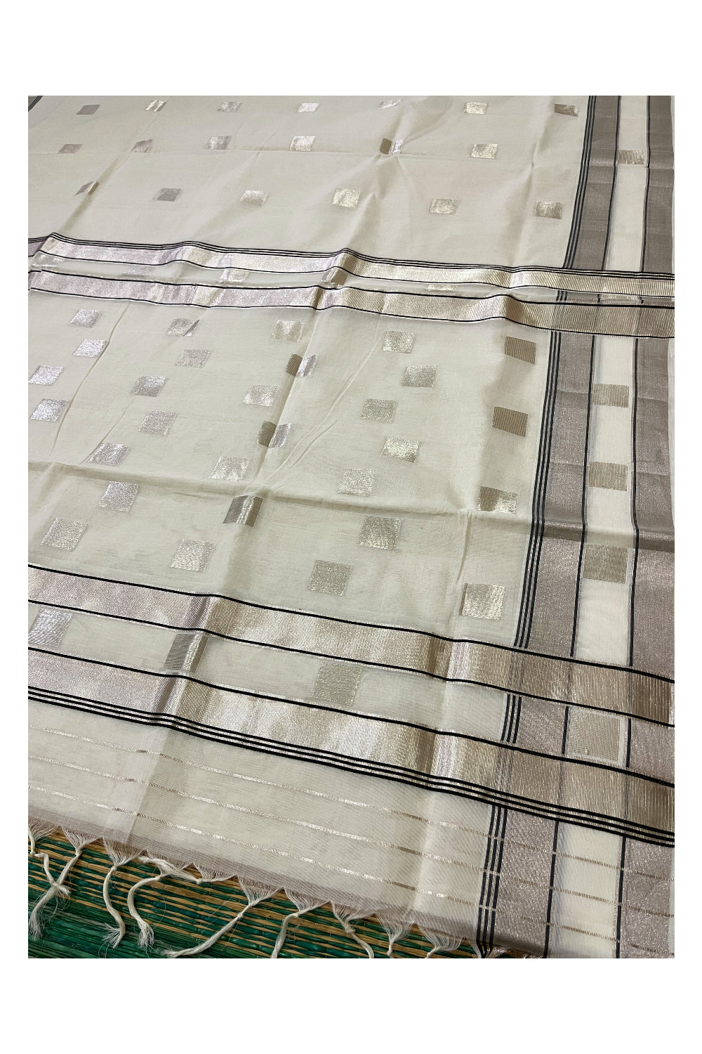 Southloom Premium Handloom Cotton Saree with Silver Kasavu Woven Works on Body
