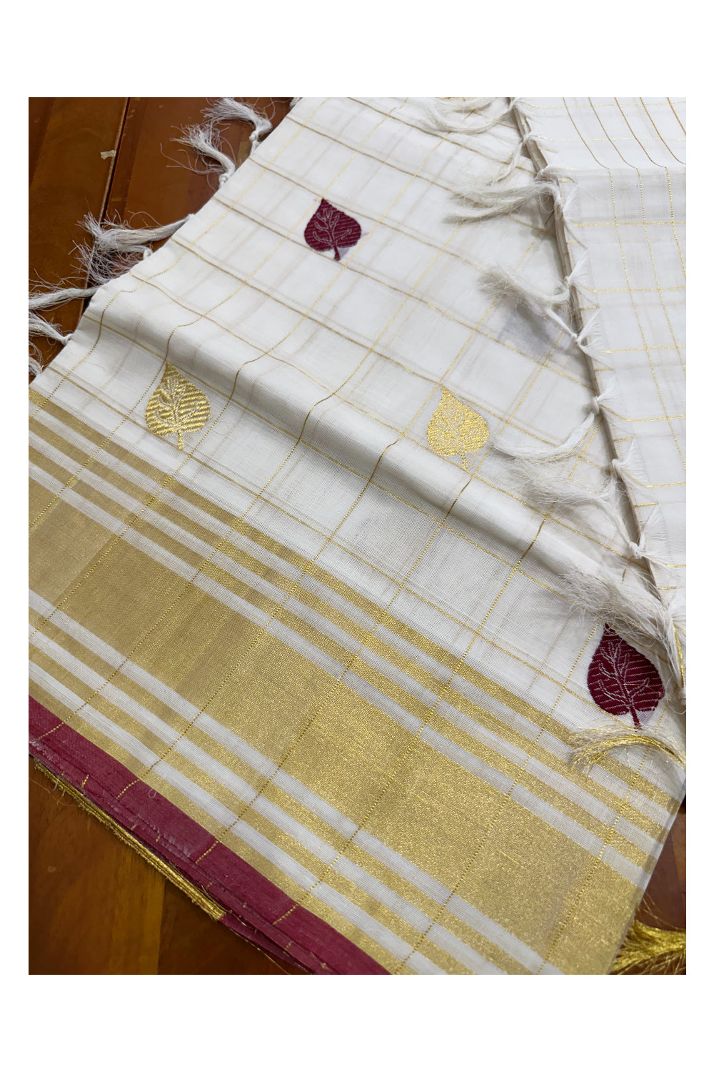 Southloom™ Premium Handloom Kerala Kasavu Check Saree with Golden and Maroon Leaf Woven Designs