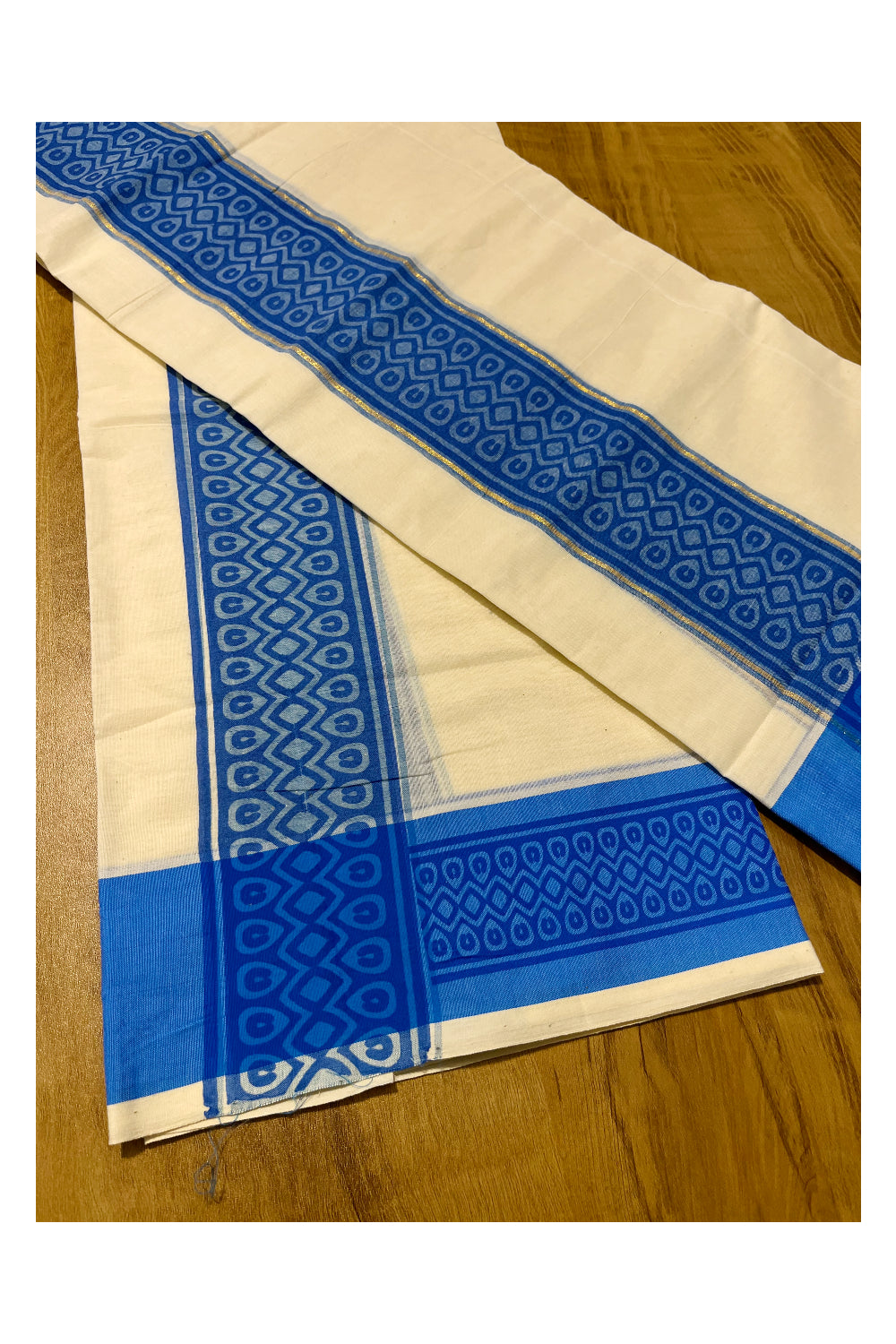 Kerala Cotton Single Set Mundu (Mundum Neriyathum) with Blue Block print Border 2.80Mtrs