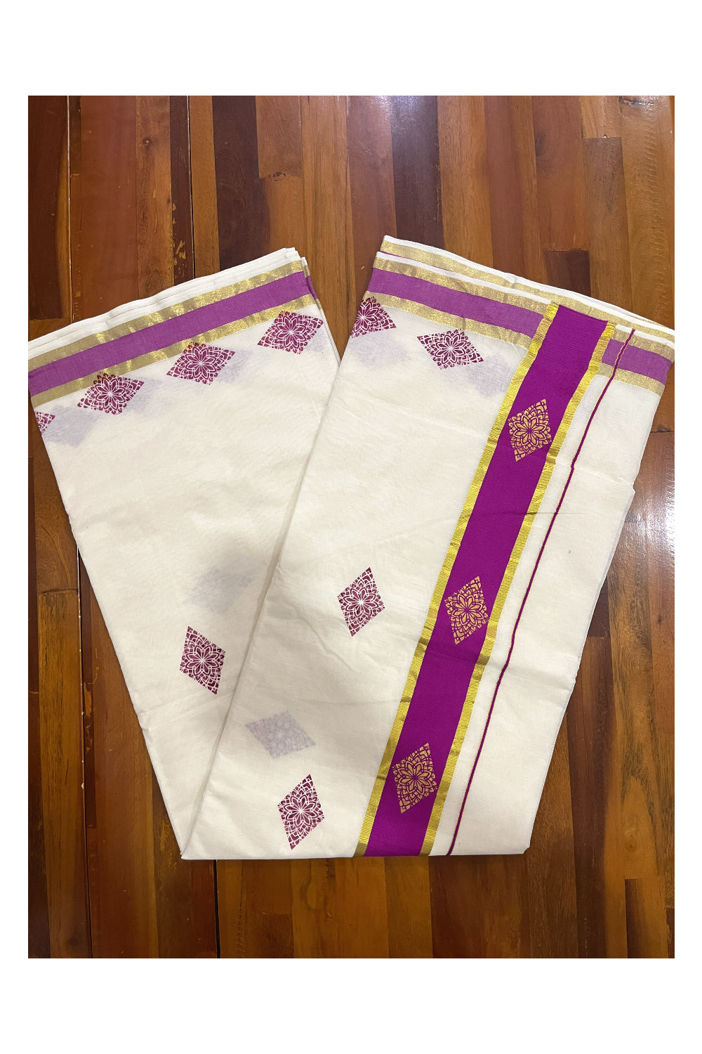 Pure Cotton Kerala Saree with Magenta Block Prints and Kasavu Border