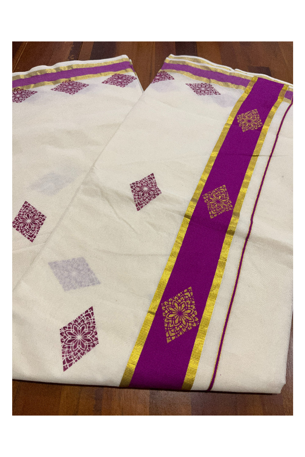 Pure Cotton Kerala Saree with Magenta Block Prints and Kasavu Border