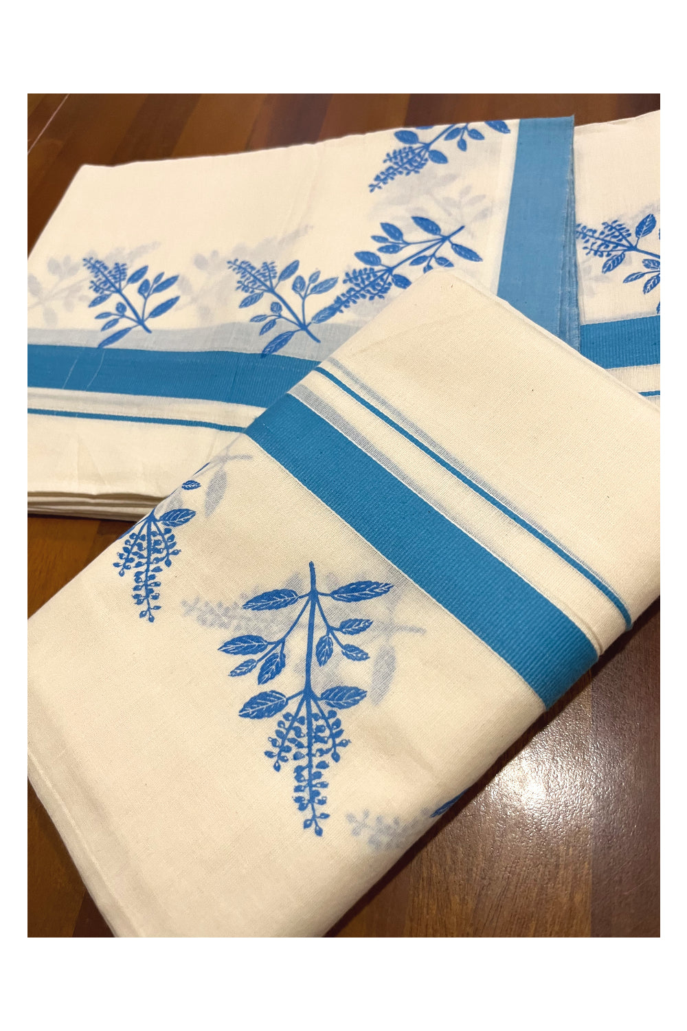 Kerala Cotton Mundum Neriyathum Single (Set Mundu) with Blue Thalasi Kathir Block Prints on Border 2.80 Mtrs