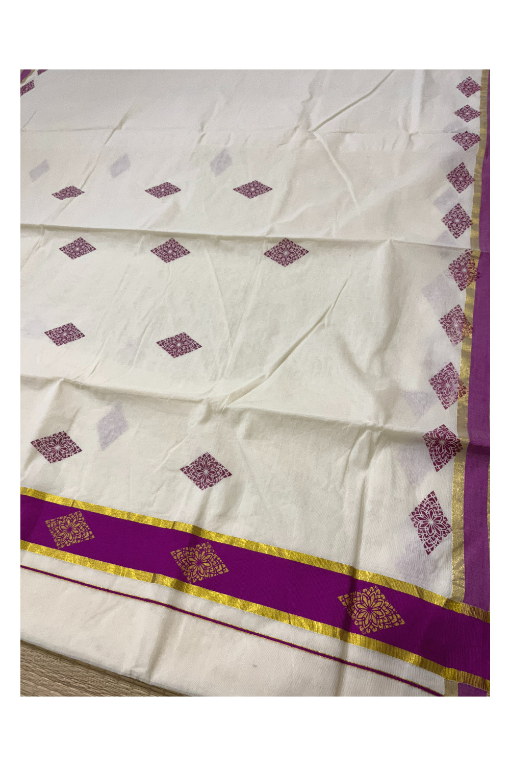 Pure Cotton Kerala Saree with Magenta Block Prints and Kasavu Border