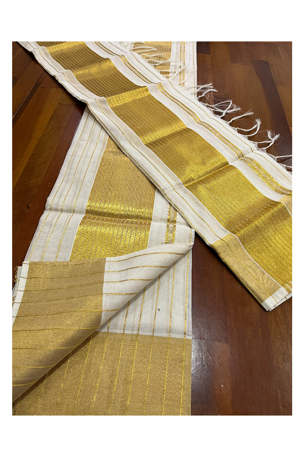 Southloom Handloom Premium Single Set Mundu (Mundum Neriyathum) with Kasavu Lines Across Body 2.80 Mtrs