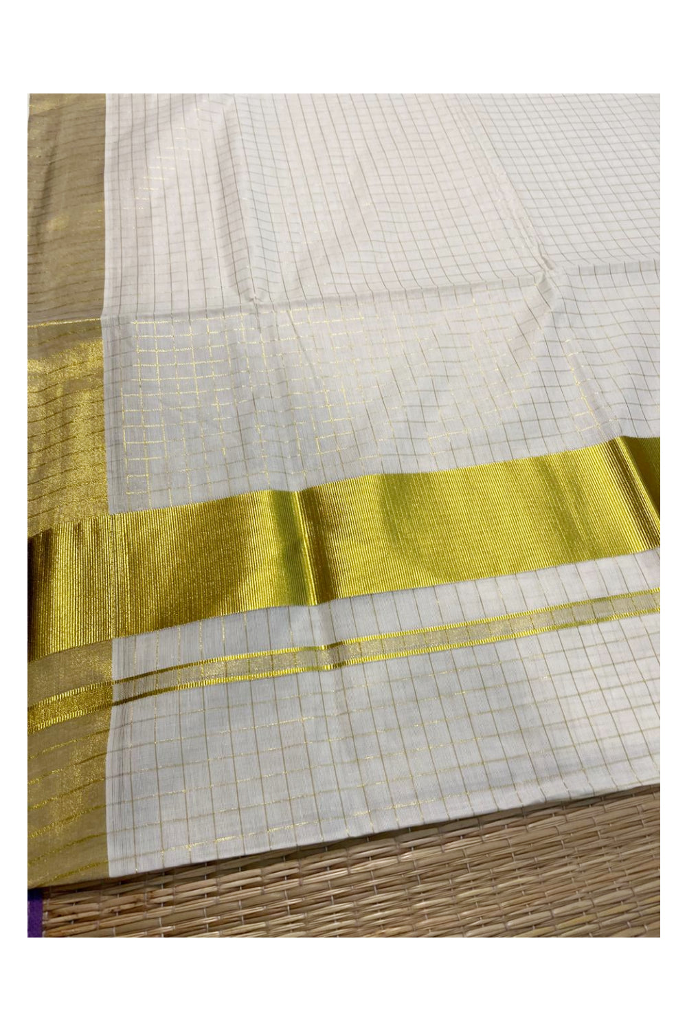 Southloom Cotton Tie & Dye - Half & Half Lavender Design Saree with Kasavu Checks Across Body