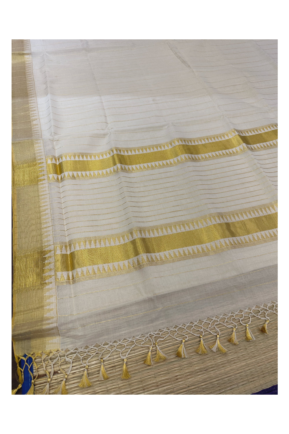 Southloom Super Premium Balaramapuram Unakkupaavu Handloom Saree with Woven Temple Border and Lines Across Body