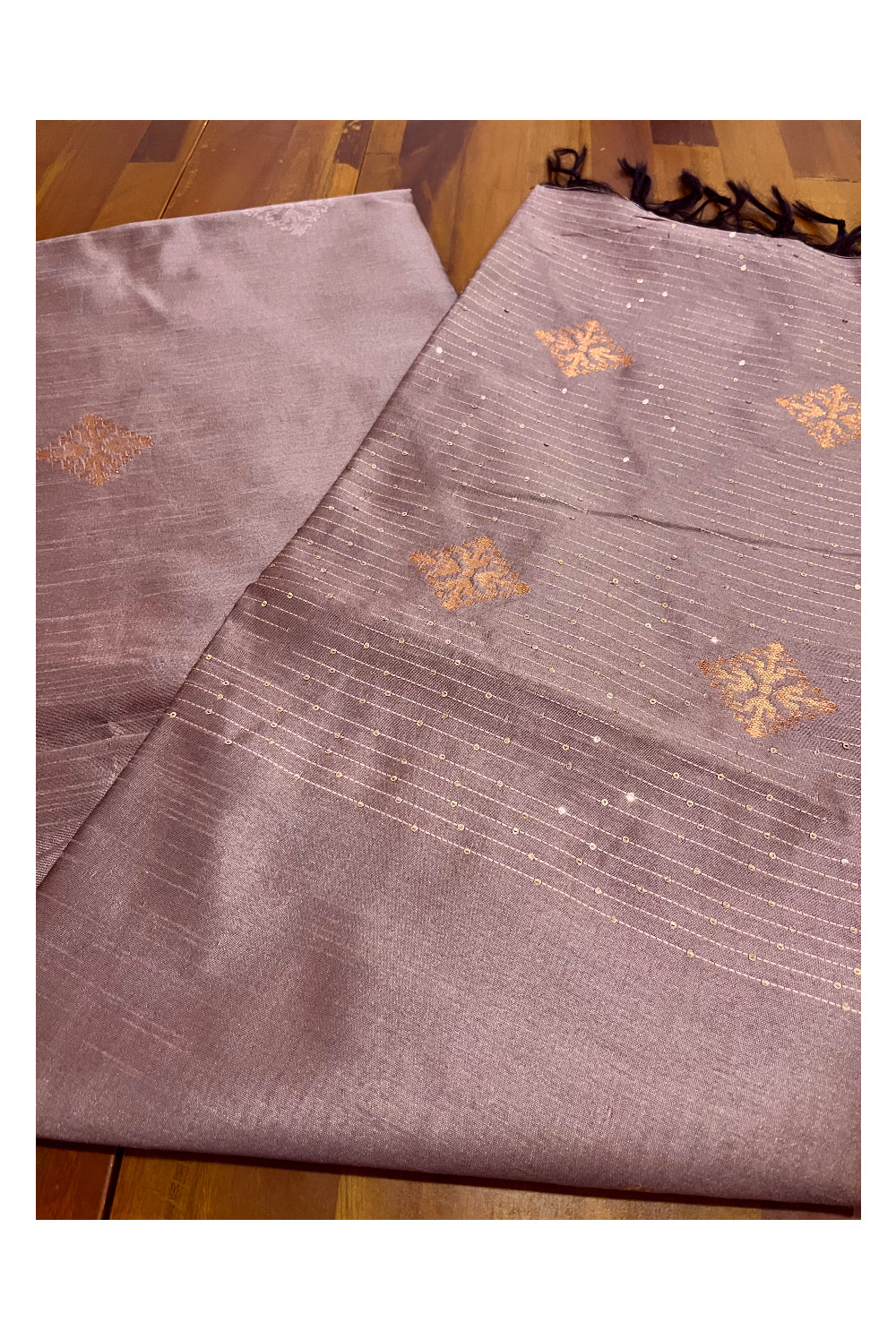 Southloom Semi SIlk Light Purple Designer Saree with Woven Copper Butta Works on Body