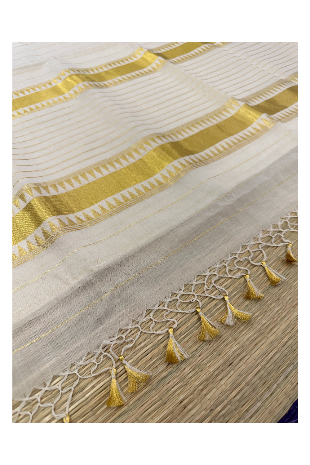 Southloom Super Premium Balaramapuram Unakkupaavu Handloom Saree with Woven Temple Border and Lines Across Body