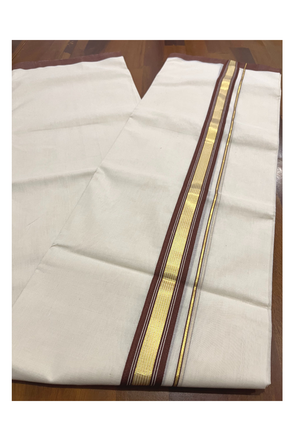 Southloom Premium Balaramapuram Unakkupaavu Handloom Mundu with Brown and Kasavu Border (South Indian Kerala Dhoti)