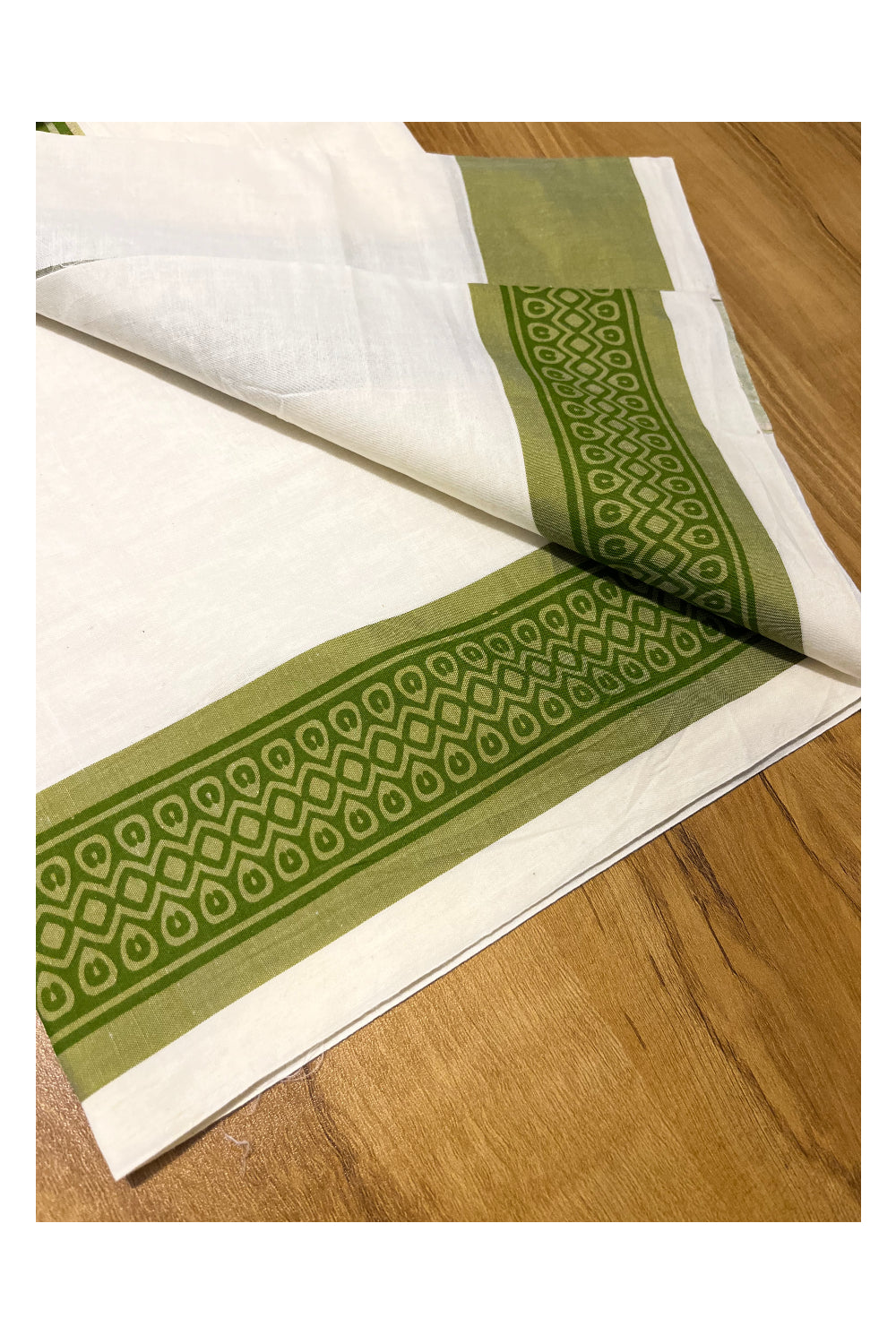 Kerala Cotton Single Set Mundu (Mundum Neriyathum) with Green Block print Border 2.80Mtrs