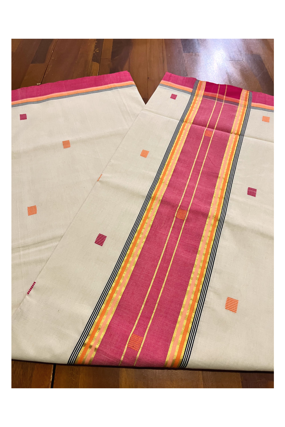 Southloom Premium Balaramapuram Unakkupaavu Handloom Cotton Butta Saree with Pink and Kasavu Border