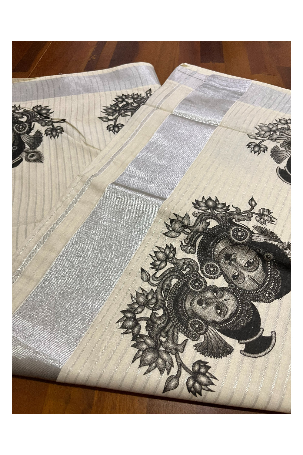 Pure Cotton Kerala Silver Kasavu Lines Design Saree with Krishna Radha Face Mural Prints (Onam Saree 2023)